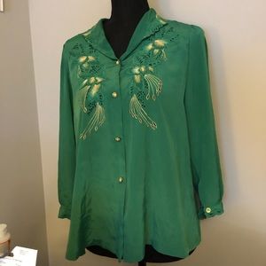Vintage green blouse with embroidery and 3/4 sleeves